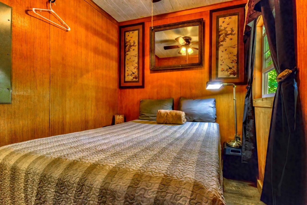Panther Creek Cabins Cherokee Exteriör bild
