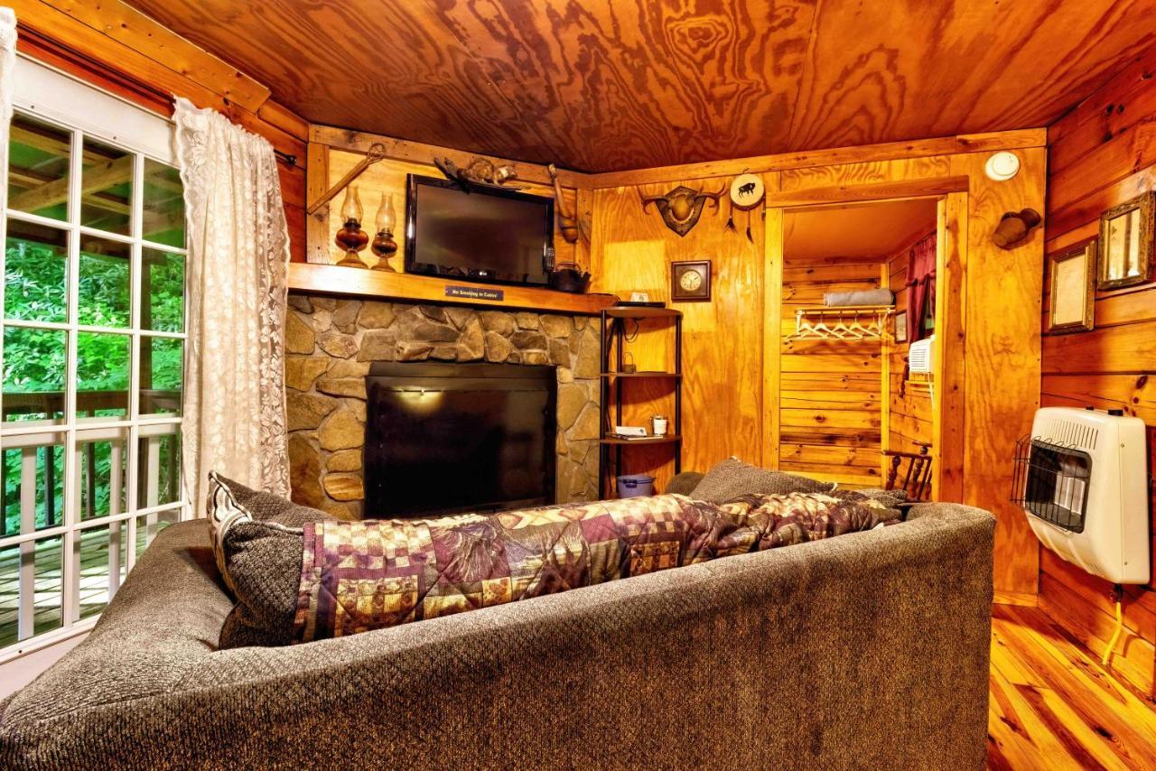 Panther Creek Cabins Cherokee Exteriör bild