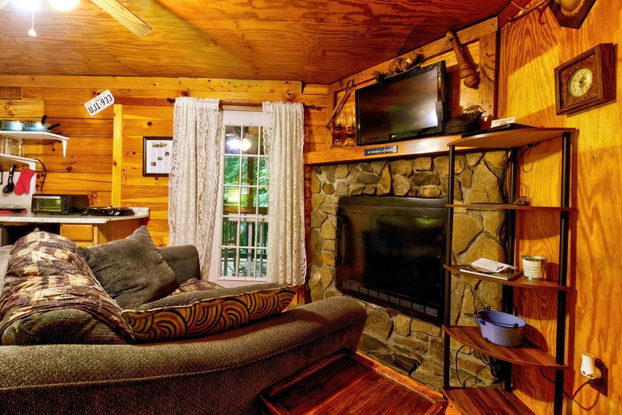 Panther Creek Cabins Cherokee Exteriör bild