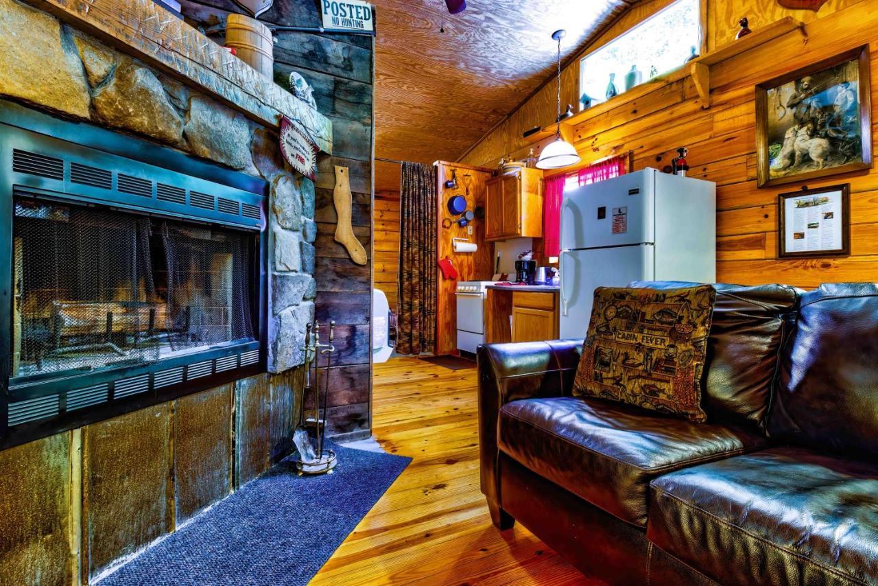 Panther Creek Cabins Cherokee Exteriör bild